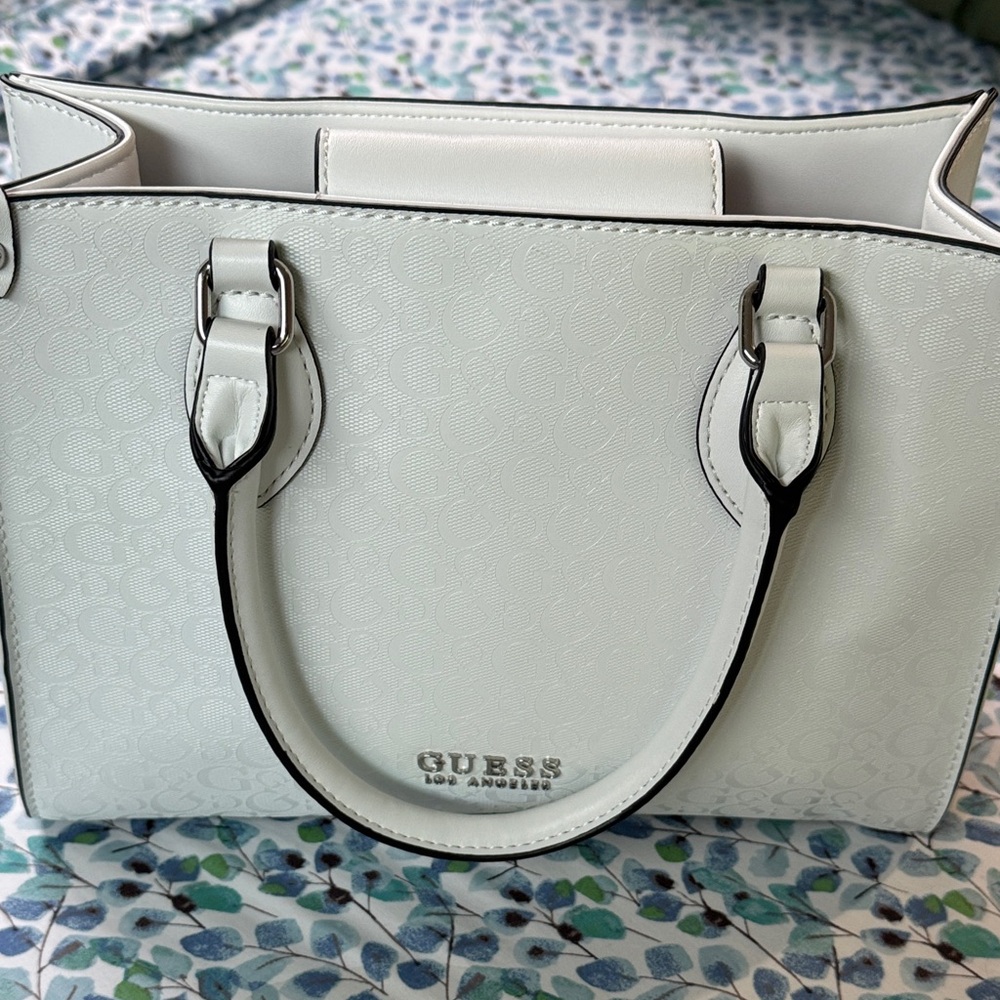 Guess Elegant Cream Satchel